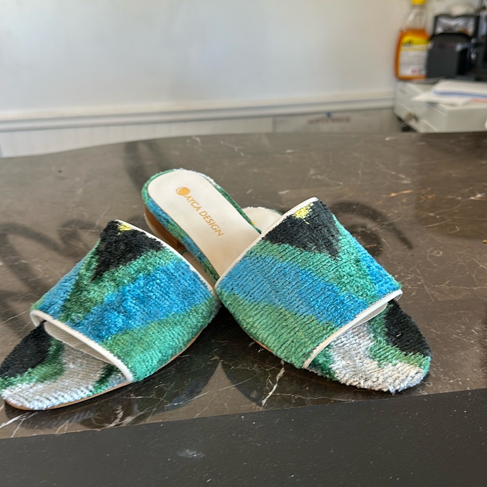 NWT velvet slides